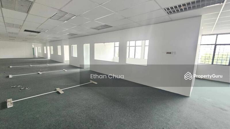 Untuk Disewa - Jalan Subang 7 office space
