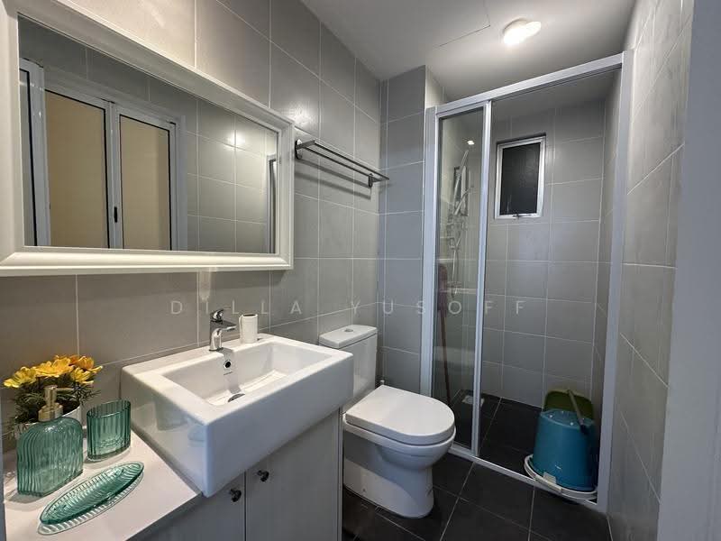 Kediaman Servis untuk Dijual di Cerrado Residence @ Southville City - DILLA YUSOFF - Bathroom - PropertyGuru.com.my