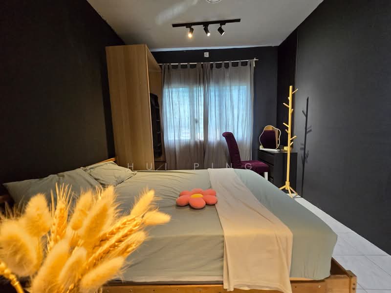 Pangsapuri untuk Disewa di Akasia Apartment - Hui Ping - Master Bedroom - PropertyGuru.com.my