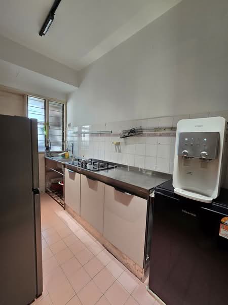 Pangsapuri untuk Disewa di Akasia Apartment - Hui Ping - Kitchen - PropertyGuru.com.my
