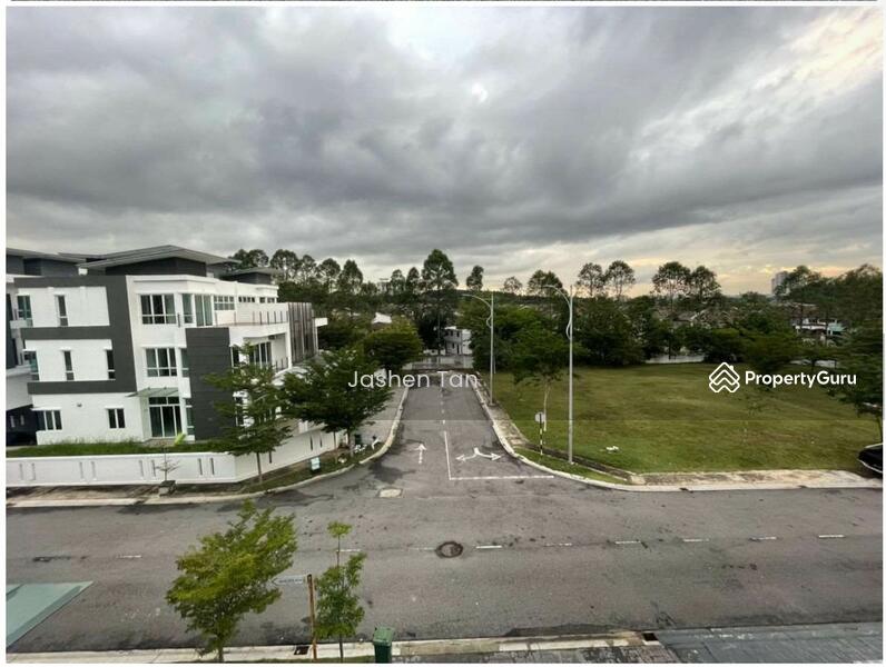 For Sale - SURIA VILLA: KAJANG 2 PRECINCT 2
