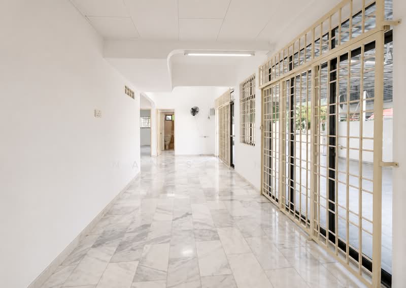1-storey Terraced House for Sale in Taman Bagan (Butterworth) - Nan See Ng - Corridor - PropertyGuru.com.my