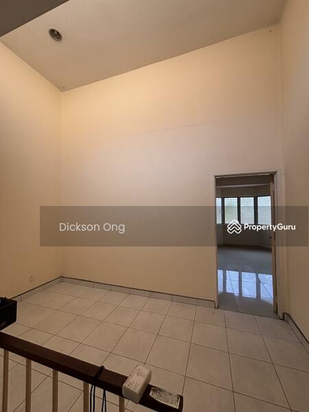 For Rent - Taman Seri Putra, Sungai Buloh, Corner Double storey house