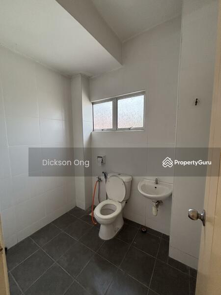 For Rent - Taman Seri Putra, Sungai Buloh, Corner Double storey house