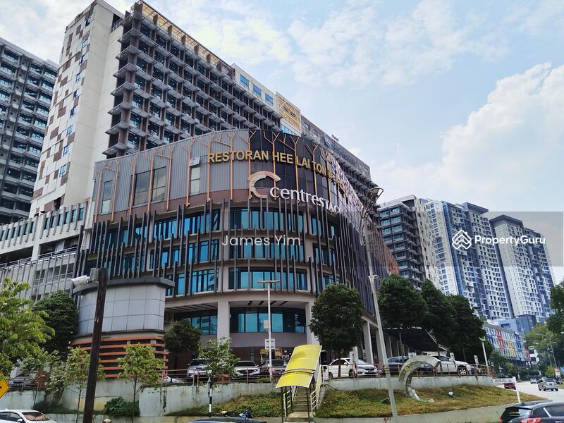 Pj centrestage
