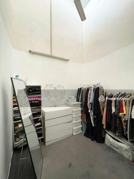 For Sale - Sri Yacob Sris Yacobs