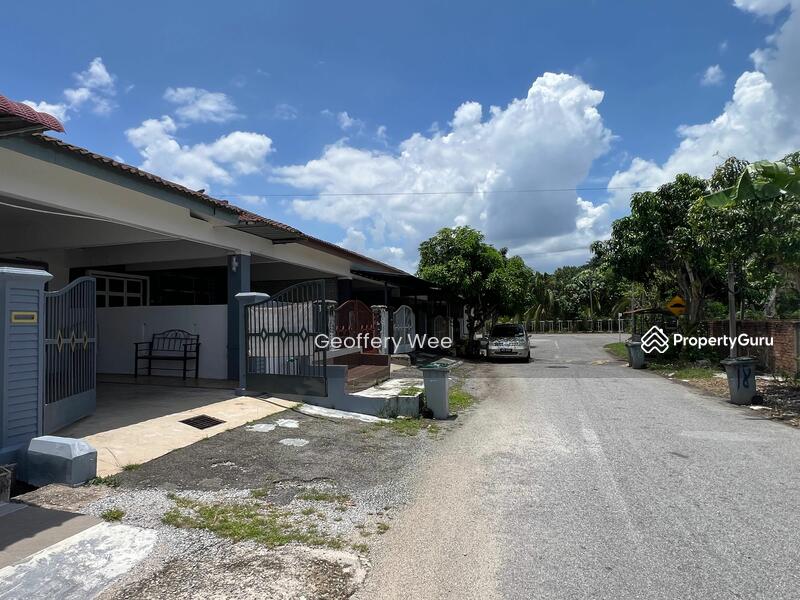 Untuk Disewa - Terrace house at Taman Seri Bertam