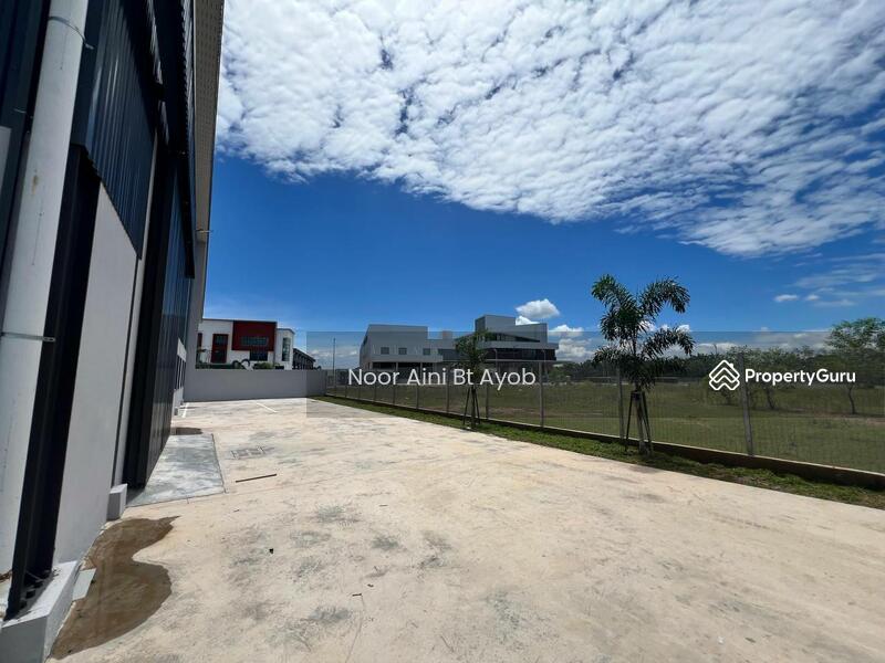 For Sale - 40,000 Sqft Semi D Factory Warehouse Sepang