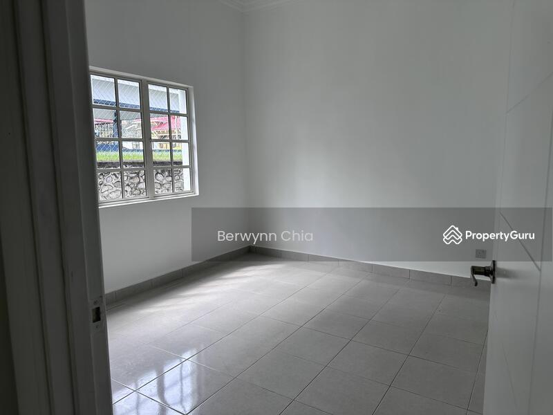 For Sale - Desa Pinggiran Putra