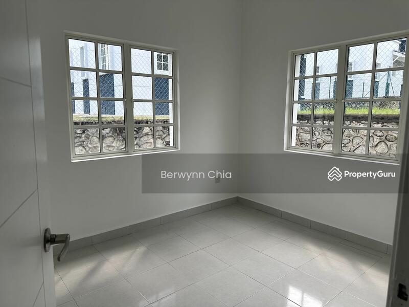 For Sale - Desa Pinggiran Putra