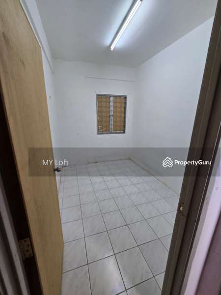 Apartment for Sale at Pangsapuri Laksamana - MY Loh - PropertyGuru.com.my