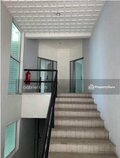 Untuk Dijual - 6 Storey Building With 35 Rooms (11 Units Apartment)