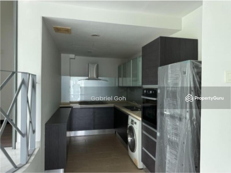 Untuk Dijual - 6 Storey Building With 35 Rooms (11 Units Apartment)