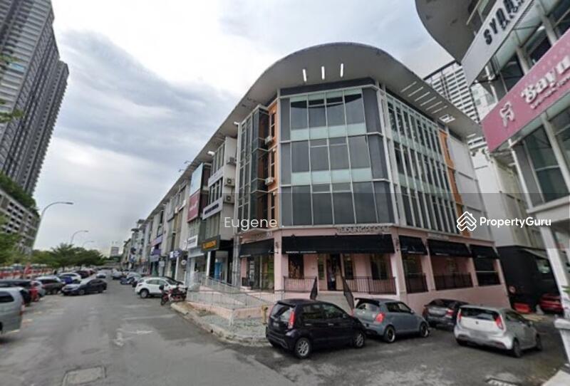 For Sale - 5.5sty Corner , Bangi Sentral , face main road