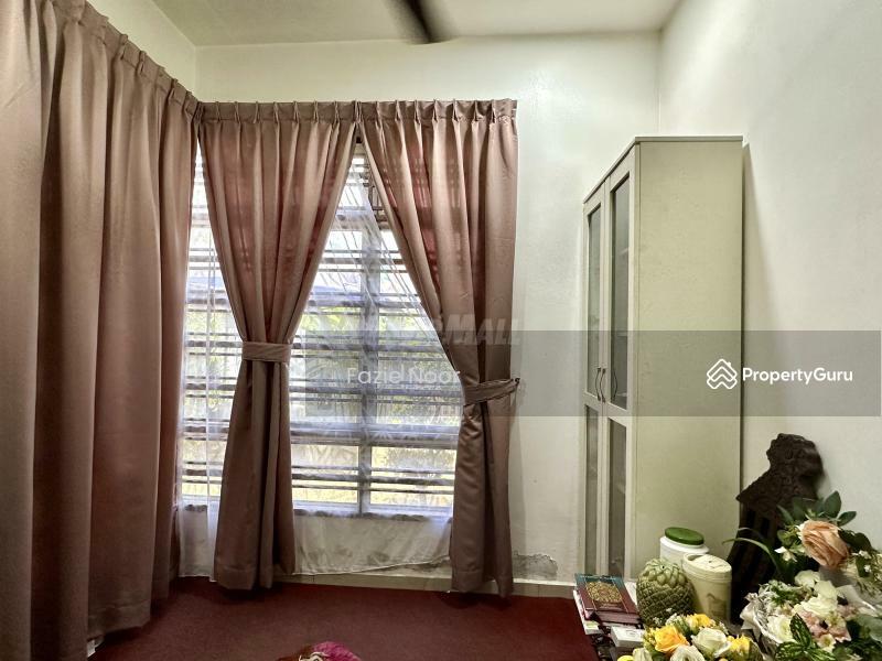 For Sale - Corner Lot Single Storey Bungalow @ Bukit Rambai Melaka