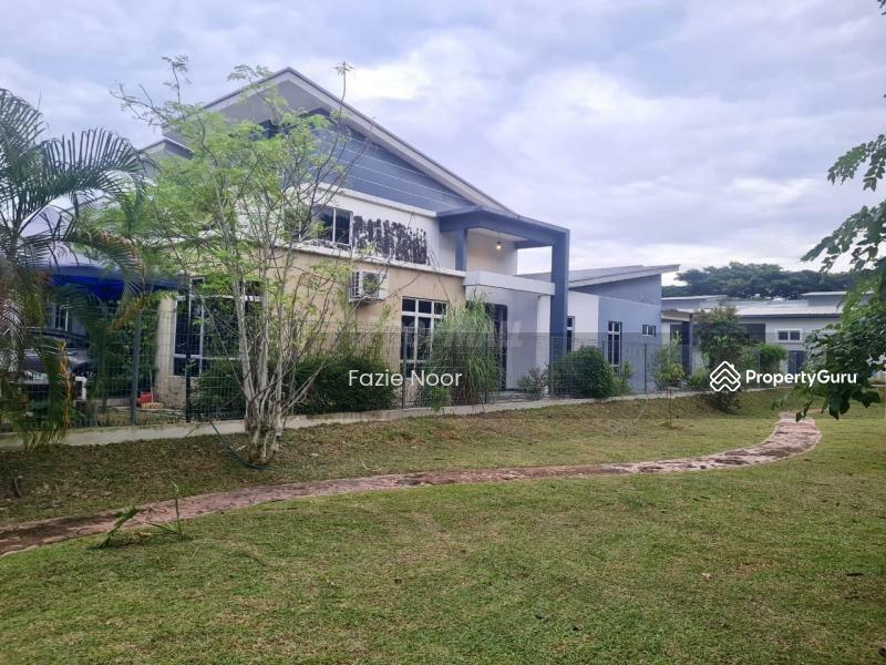 For Sale - Corner Lot Single Storey Bungalow @ Bukit Rambai Melaka