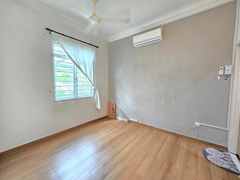 For Sale - Mutiara Rini Mutiaras Rinis