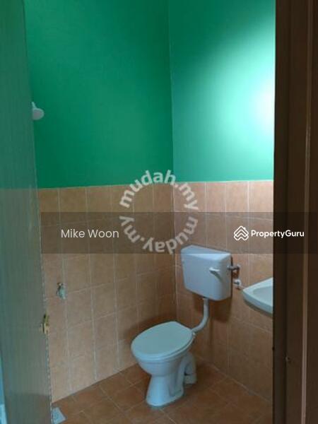 Rumah Teres 2-Tingkat untuk Dijual di Taman Dato' Hormat (Telok Panglima Garang) - MiKe Woon - PropertyGuru.com.my