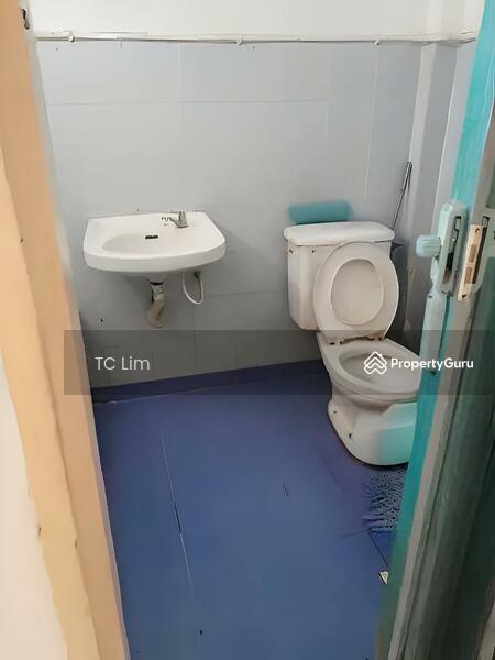 Masterbedroom bathroom