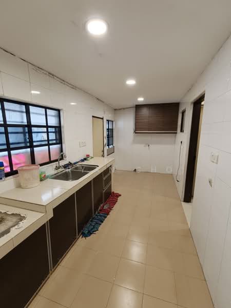 1-storey Terraced House for Sale in Taman Sri Serdang (Seri Kembangan) - Bryan Cho - Kitchen - PropertyGuru.com.my