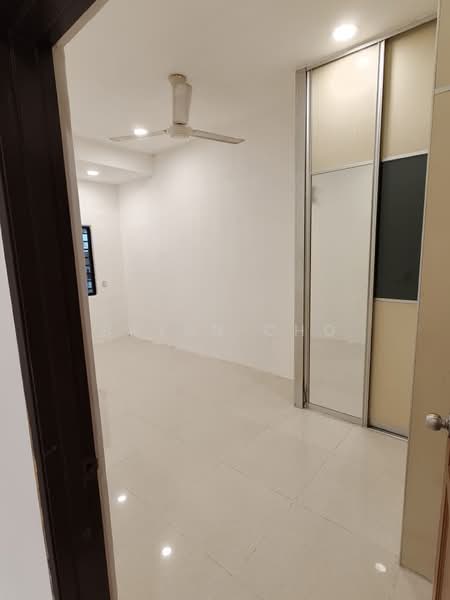 1-storey Terraced House for Sale in Taman Sri Serdang (Seri Kembangan) - Bryan Cho - Interior - PropertyGuru.com.my
