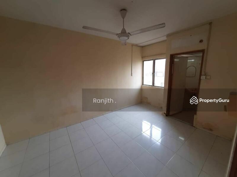 Kondominium untuk Disewa di Palm Court Condominium - Ranjith . - PropertyGuru.com.my