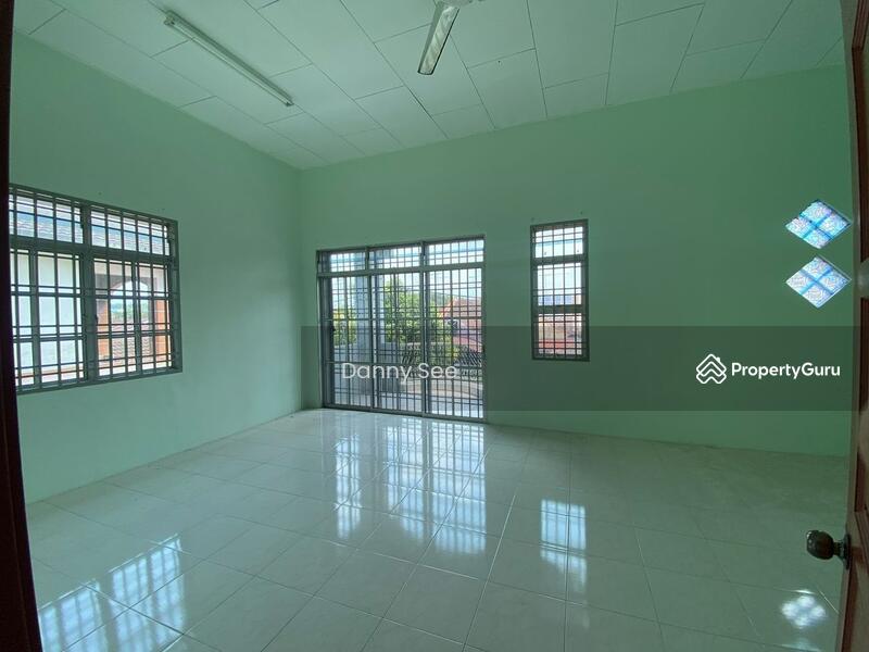 Untuk Dijual - Taman Harmoni Kulai Double Storey Semi Detached House