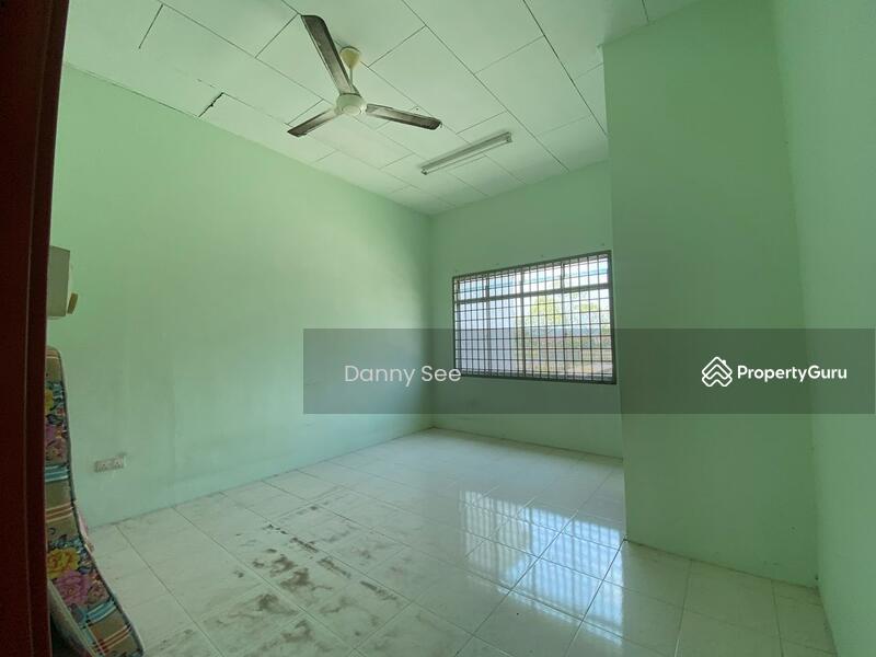 Untuk Dijual - Taman Harmoni Kulai Double Storey Semi Detached House