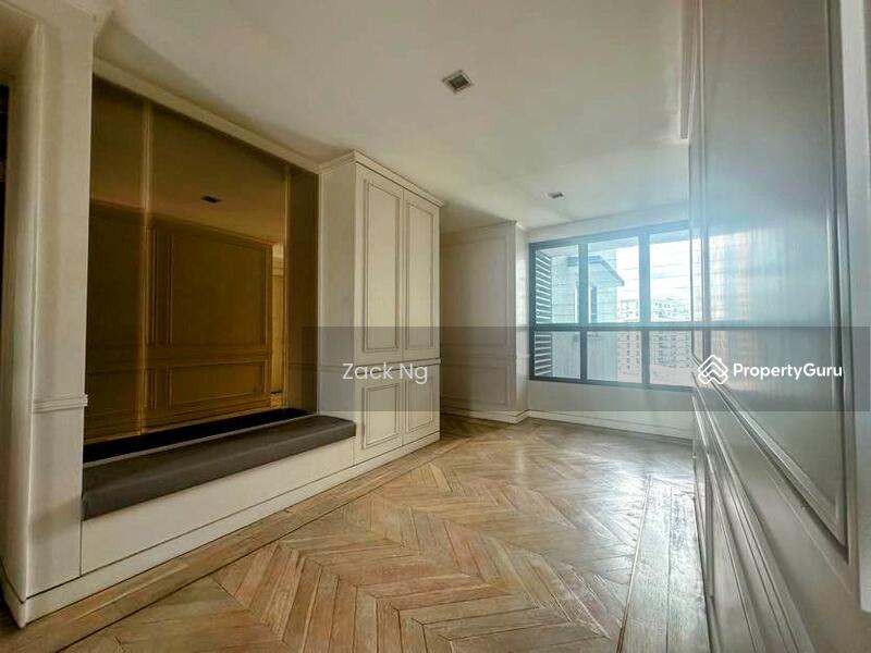 For Sale - The Greens