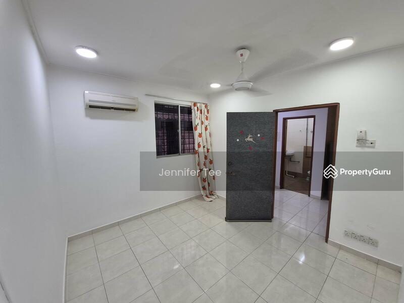 Untuk Disewa - Section 8 @ Petaling Jaya