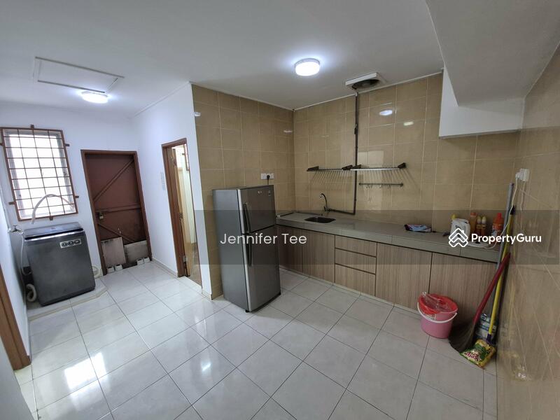 Untuk Disewa - Section 8 @ Petaling Jaya