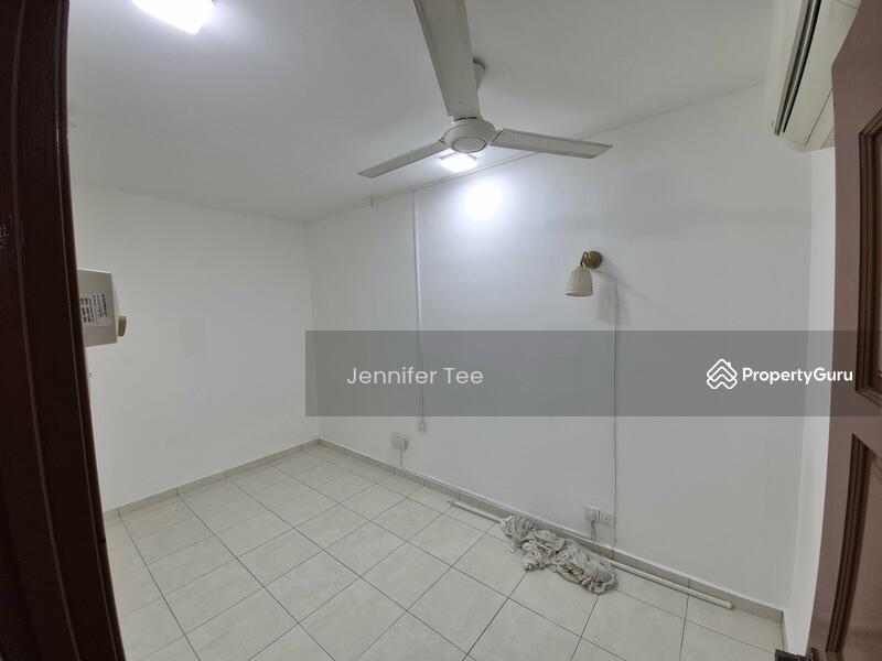 Untuk Disewa - Section 8 @ Petaling Jaya