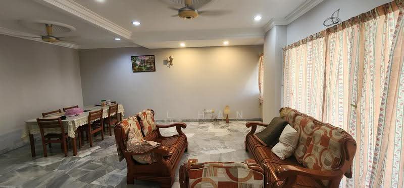 Rumah Teres 2-Tingkat untuk Dijual di Usj 20 (Subang Jaya) - RL Han - Living Room - PropertyGuru.com.my