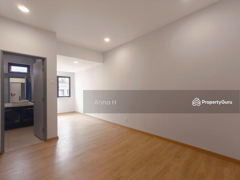 3-storey Terraced House for Sale in Lake Fields (Sungai Besi) - Anna H - PropertyGuru.com.my