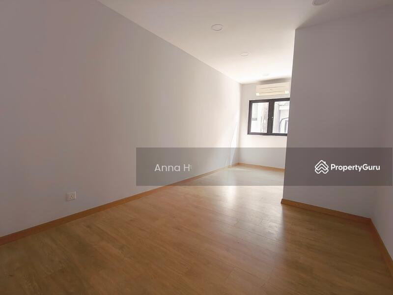 3-storey Terraced House for Sale in Lake Fields (Sungai Besi) - Anna H - PropertyGuru.com.my