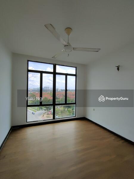 For Sale - Park Village Condominiums @ Precinct 15