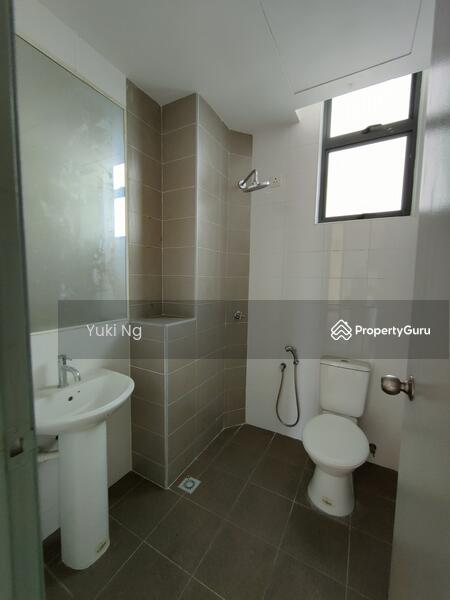 For Sale - Park Village Condominiums @ Precinct 15