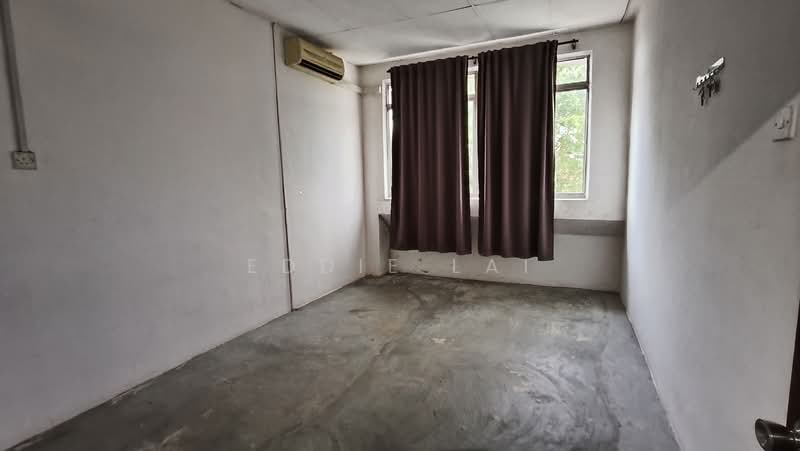 Shop / Office for Rent in Taman Skudai Baru (Skudai) - Eddie Lai - Interior - PropertyGuru.com.my