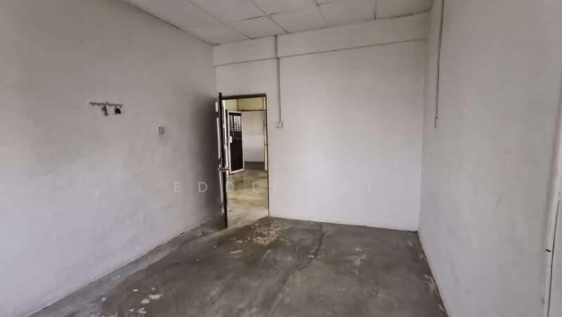 Shop / Office for Rent in Taman Skudai Baru (Skudai) - Eddie Lai - Interior - PropertyGuru.com.my