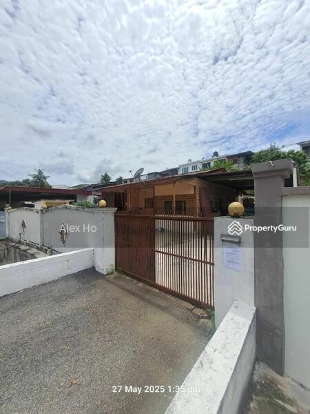 Untuk Dijual - Semi-D house at Minden Heights