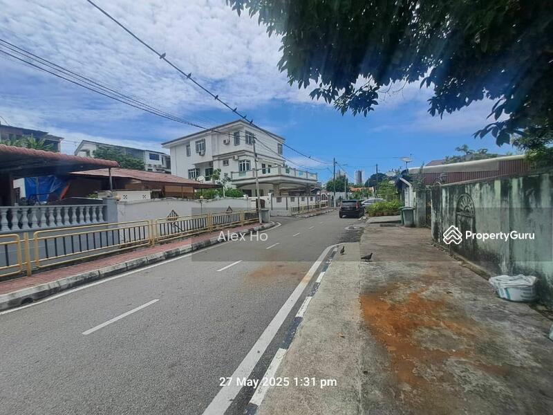 Untuk Dijual - Semi-D house at Minden Heights