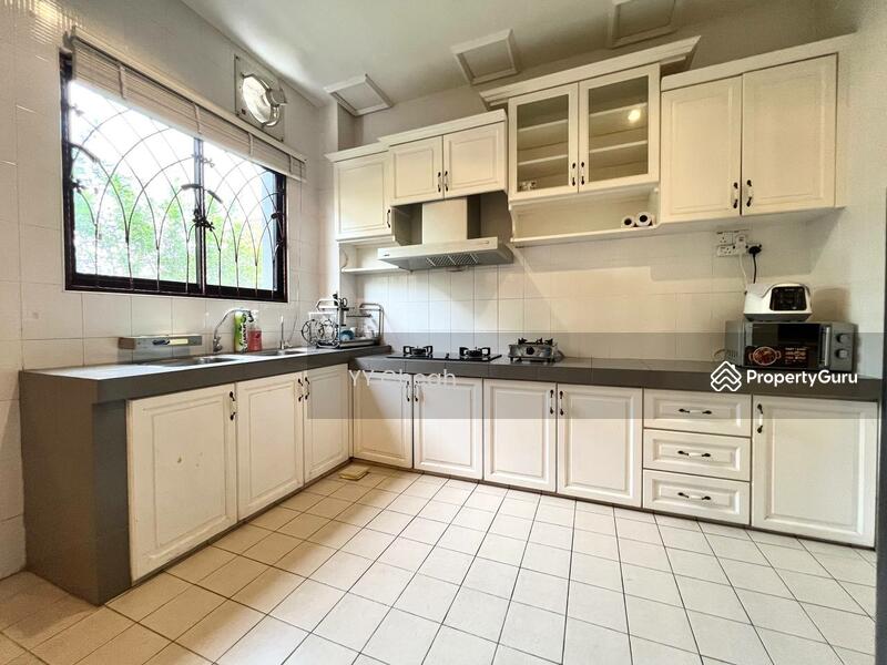 For Sale - Parklane Residence