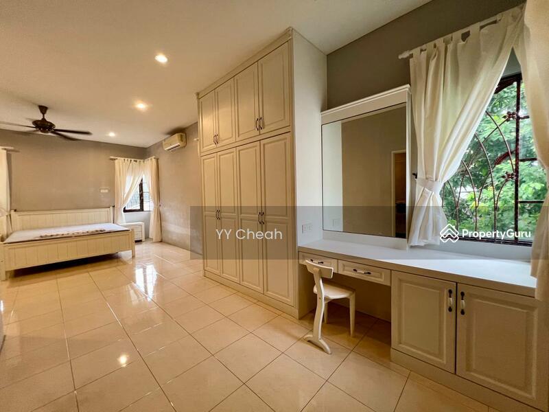 For Sale - Parklane Residence