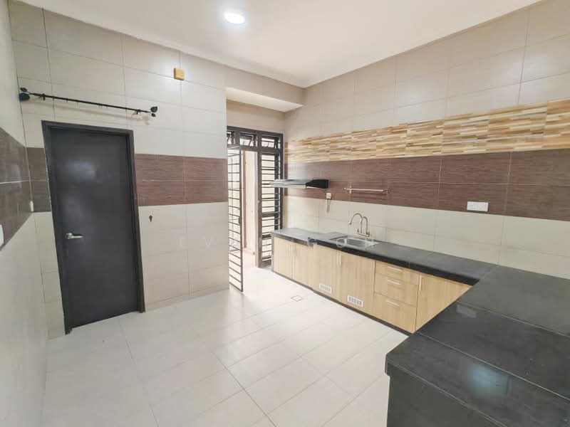 Rumah Teres 2 Tingkat untuk Dijual di Bandar Kinrara Seksyen 5 (Bandar Kinrara) - Evan Goh - Kitchen - PropertyGuru.com.my