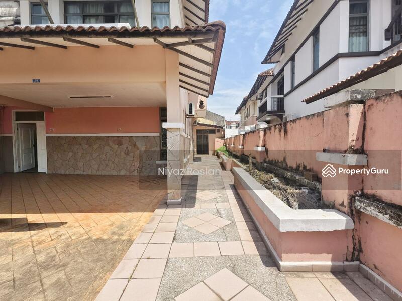 For Sale - Cluster House The Peak, Bandar Putra Kulai Jalan Mewah