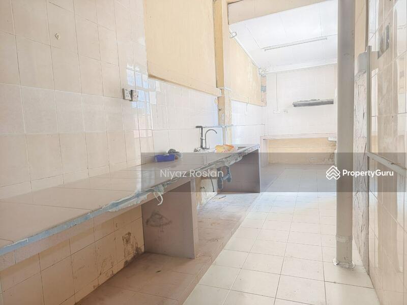 For Sale - Cluster House The Peak, Bandar Putra Kulai Jalan Mewah