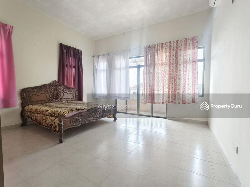 For Sale - Cluster House The Peak, Bandar Putra Kulai Jalan Mewah