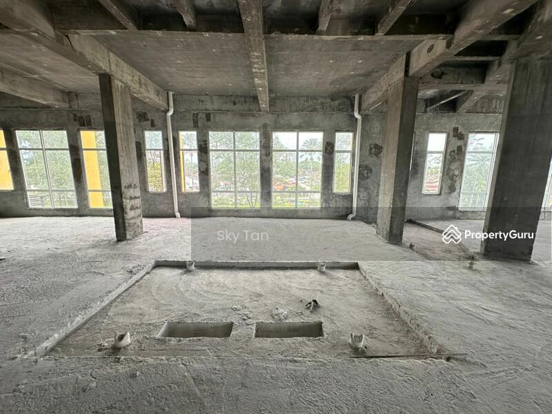 Untuk Dijual - Taman Permas Jaya 8 Storey Corner Commercial Hotel Lot