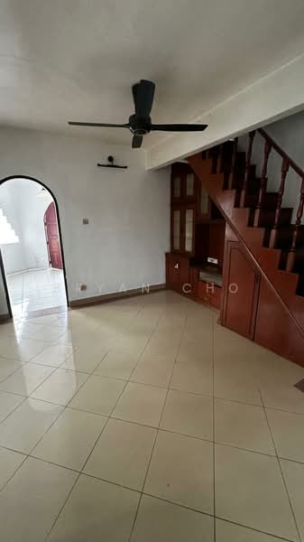 Rumah Teres 2 Tingkat untuk Dijual di SS19 (Subang Jaya) - Bryan Cho - Living Room - PropertyGuru.com.my