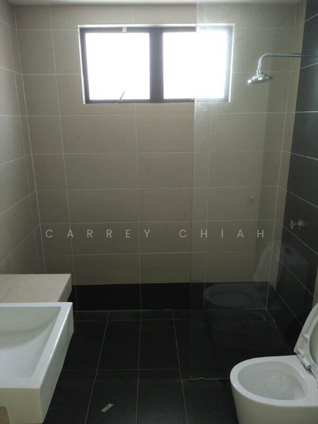 For Sale - Lakeside Residences Puchong